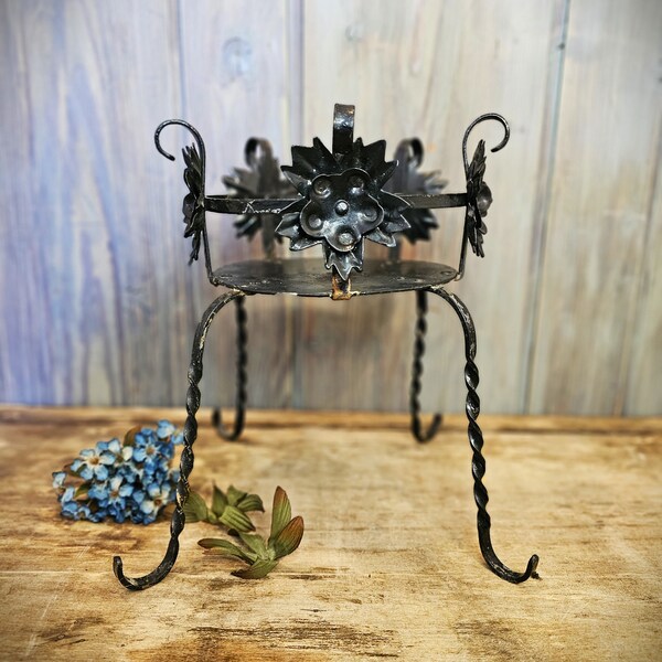 Antique Wrought Iron Plant Stand Rustic Decoration Iron French Jardiniere Plant Display