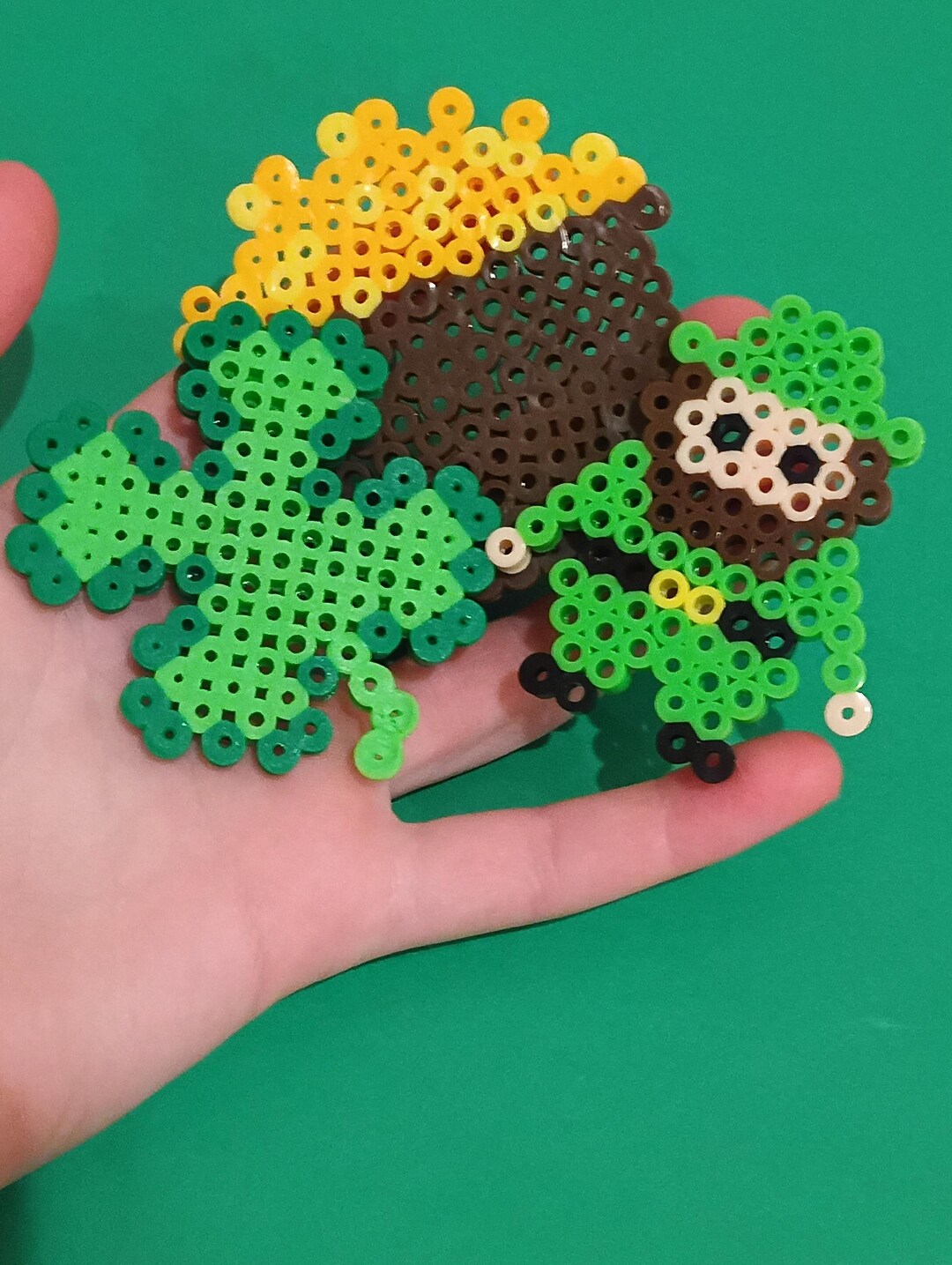 St Patrick's Day Perler Bead Keychain - Etsy