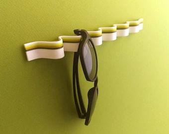 Sunglasses Holder with Descending Slot Sizes - Customizable Stripe Colors, Holds 6 Pairs | Minimalist Wavy Accessories Organizer