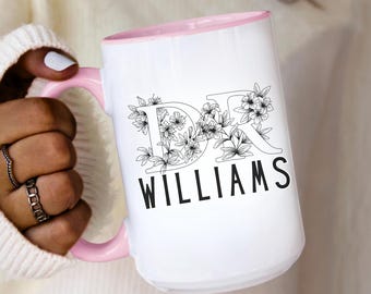 Mug personnalisé docteur, cadeau pour diplômé doctorant, cadeau pour nouveau médecin, cadeau de remise de diplôme doctoral, cadeau futur médecin, tasse personnalisée nom de médecin, DR