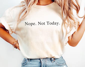 Erwachsenen Humor Shirt, Komfort Farbe, psychische Gesundheit Bewusstsein Shirt, Sarkasmus Shirt, lustiges Shirt für Frauen, Selbstliebe Geschenk