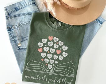 Regalo retrò per amanti dei libri, magliette per la lettura, maglietta per insegnanti di alfabetizzazione, magliette coordinate per specialisti della lettura, maglietta per bibliotecari amanti dei libri