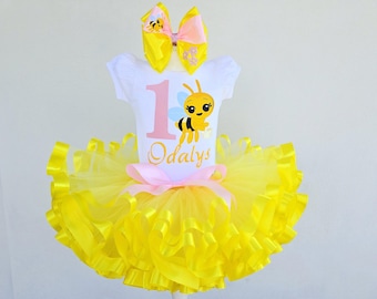 Little Bee Birthday Tutu Outfit: Personalized Baby Girl Set