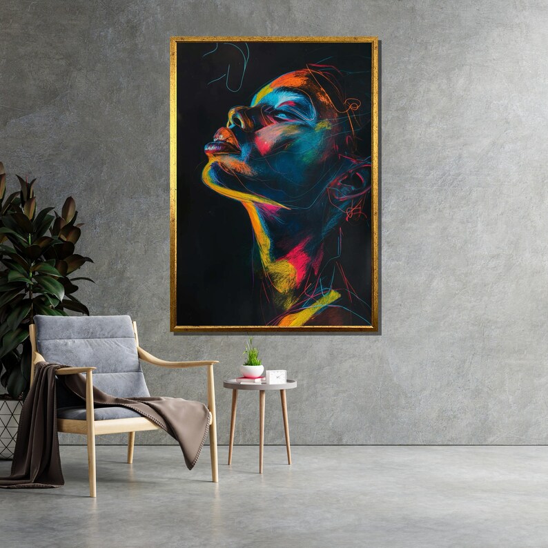 Puede incluir: Un retrato abstracto colorido de una persona con la cabeza echada hacia atr&aacute;s, pintado en tonos de azul, amarillo, rosa y naranja sobre un fondo negro.