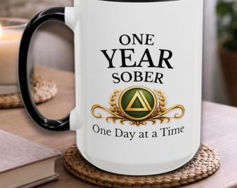 Taza personalizada de cumpleaños para celebrar un año de sobriedad / Taza conmemorativa de los 12 pasos con nombre y fecha de sobriedad / Aniversario de AA