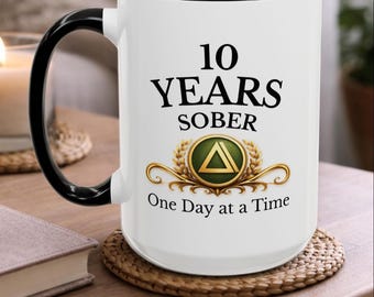 Taza personalizada de cumpleaños por "10 años de sobriedad" / Taza conmemorativa de los 12 pasos con nombre y fecha de sobriedad / Aniversario de AA