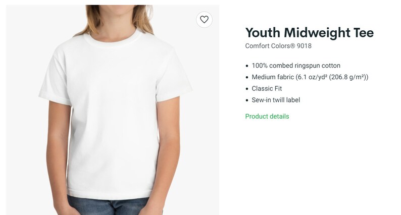 Puede incluir: Una camiseta blanca de manga corta y cuello redondo para ni&ntilde;os. La camiseta est&aacute; hecha de 100% algod&oacute;n peinado ringspun y tiene un ajuste cl&aacute;sico. La tela es de peso medio, 6.1 oz/yd&sup2; (206.8 g/m&sup2;). La camiseta tiene una etiqueta de sarga cosida.