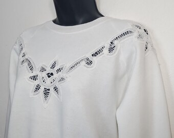 vintage 80s 90s crochet lace cutout sweatshirt sz l cottagecore boho 1980s