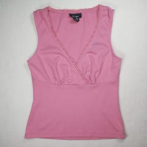 Vintage Y2K Express Dusty Rose Pink V Neck Lace Trim Tank Tops Size M Coquette Fairy Feminine 2000s Barbiecore Dainty Girly