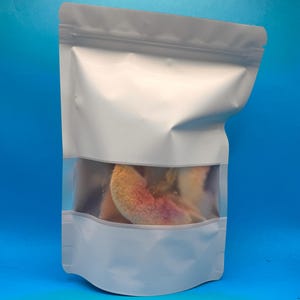 Organic  no apeel freeze dried peaches treat snack fruit