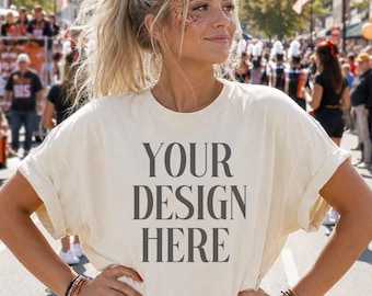 CC 1717 Mockup Elfenbein 1717 Mockup Blanko T-Shirt Herbst-Shirt-Mockup Bekleidungs-Mockups Cheerleading-Mockup Football-Shirt-Mockup 1717 Elfenbein Mockups