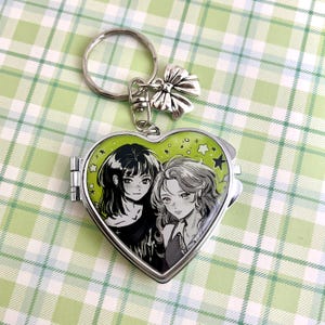 Green Yuri Keychain - Etsy
