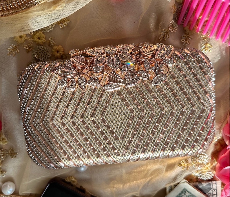 Diamond Clutch Purse Gold Clutch Bag Evening Clutches Clutch Gold clutch strap Clutch knuckle Clutch wallet clutches and evening bags Bride