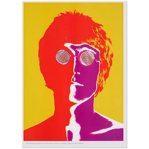 Puede incluir: Un póster vintage que presenta un retrato de cerca de una persona con la cara de color rojo brillante y morado. La persona lleva gafas rosas con un patrón de espiral. El fondo es de color amarillo sólido.