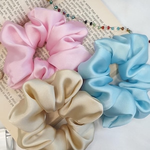 Mulberry Silk scrunchie -Set - Silk Scrunchies - Hair Accessories - Ponytail scrunchie - bridesmaid gift -Bridesmaid proposal