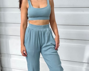 Workout Set for Women,  Yoga Pants, High Waist Leggings,  One Size Leggings,  Workout Leggings, Gifts for her, Gift for Wife, Yoga Set