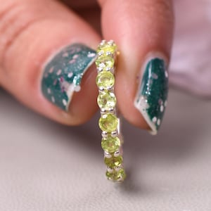 Peridot Eternity Band Ring, Wedding Promise band, Round Peridot band, Anniversary Gifts, Women Jewelry, Gifts For Mother, Full Eternity Band