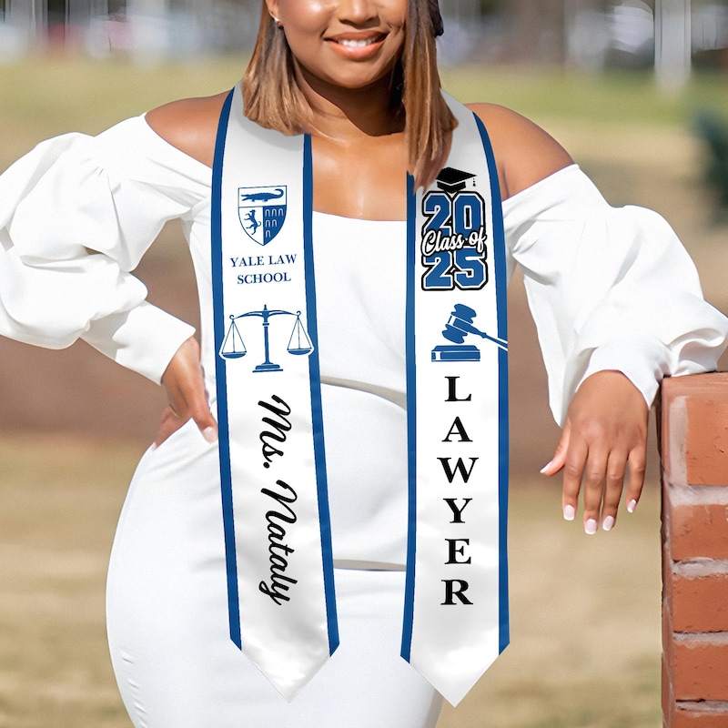 Personalized Law School Graduation Stole, Custom Law Student Sash, Class of 2026, Gift for Graduates, Lawyer Appreciation Gift