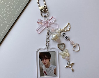 customizable kpop photo keychain | handmade keychain