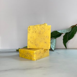 LEMON POPPY SOAP