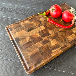 End Grain Cutting Board, Butcher Block Cutting Board, Walnut Board with Juice Groove