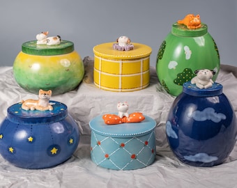 Custom Pet Urn Handmade Forget me not pet Urn Cat urn Dog urn Ceramic Cat Jars Ceramic Urn for Ashes simple pet urn Personalized pet urn