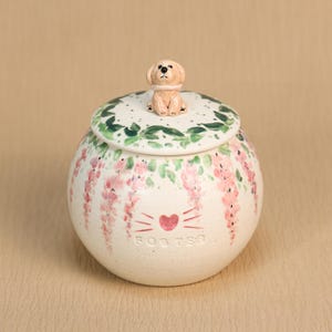 Custom Pink Wisteria Dog Figurine Pet Urn Personalized Cat Ceramic Jar Memorial Keepsake Display Pet Loss Memorial Pet Urn Special Gift