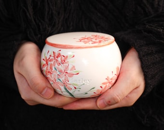 Custom Clivia Flower Pet Urn – Hand-Painted Ceramic Memorial Jar – Personalized Dog or Cat Ashes Keepsake – Floral Special Pet Loss Gift