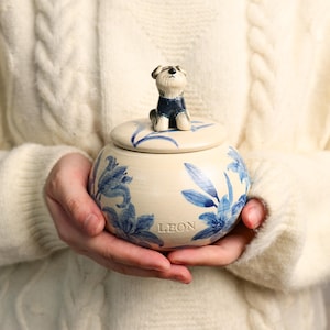Custom Blue&White Lily Flower Ceramic Pet Urn Handpainted Dog Memorial Pottery Jar Personalized Cat urn for Ashes Floral Keepsake for Lovers