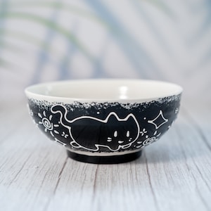 Kat rijstkom aardewerk schaal aardewerk serveerschaal keramische pastakom handgemaakt aardewerk kat decor housewarming cadeau uniek cadeau voor kattenliefhebber