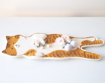 Porte-bijoux chat orange | Vide-poches félin peint à la main | Cadeau porte-clés pour les amoureux des chats | Assiettes de pendaison de crémaillère, cadeaux d'anniversaire, assiette rustique