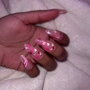 Valentine&#39;s Day Nail Set | Custom Press on nails | Reusable & Handmade