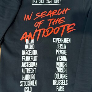 Fletcher In Search of the Antidote Tour sudadera con capucha y cremallera imagen 2