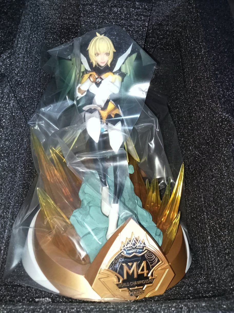 驚きの値段での商品をすべて Mobile Legends Figurine Statue Brilliance Stellar Beatrix M4 ゲームキャラクター