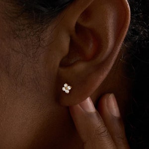 Titanium Labret Stud Earrings • Flat Back Earrings • Helix Earring • Tragus Earring • Cartilage Earring • Nose Ring • Gift for Her