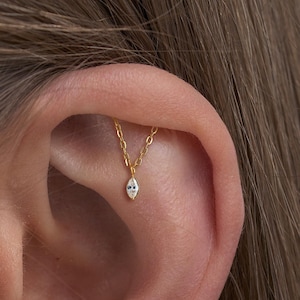 Piercing hélix caché pendant vertical en titane, clous d'oreilles filetés à l'arrière plat, pendants d'oreilles pendants tour/cartilage/conque/tragus/hélice cachés