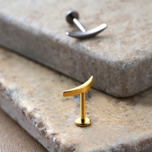 Titanium Labret Stud Earrings • Flat Back Earrings • Helix Earring • Tragus Earring • Cartilage Earring • Nose Ring • Gift for Her