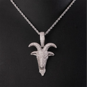 Hip Hop GOAT HEAD Pendant, Round Moissanite Diamond Goat Charm Pendant, Animal Inspired 925 Silver Pendant, Men&#39;s Party Wear Unique Pendant