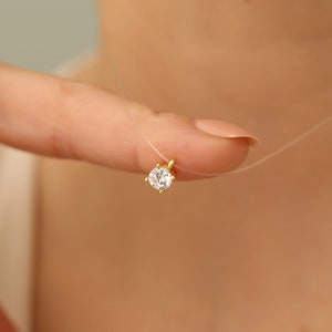 Flytande CZ-diamanthalsband: Osynlig nylontråd i sterlingsilver