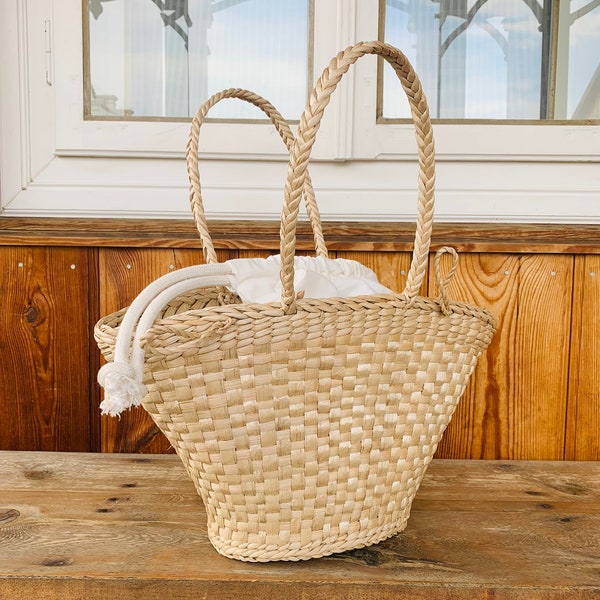 Bulrushed basket bag handmade, Beach vacation shopper, Handbag wicker bag, Natural straw handbag, Uniqe gift for her, Summer travel bag