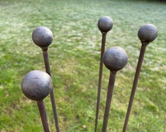 5 X Rusty Metal Plant Stakes (Solid Steel, metal ball) (100, 125 or 145cm)