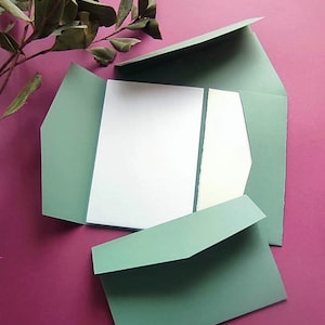 Buste tascabili verde salvia, buste per inviti, buste per matrimoni, buste 16x22 cm, buste 12x18 cm, buste quadrate 16x16 cm