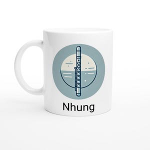 Taza de flautista personalizada con nombre - Taza de café de cerámica personalizada de 11 letras con logotipo de flauta - Regalo ideal para flautistas y amantes de la música