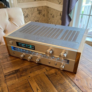 Vintage Sony STR-V1 stereo receiver