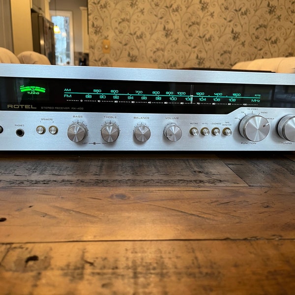 Vintage Rotel RX-402 stereo receiver
