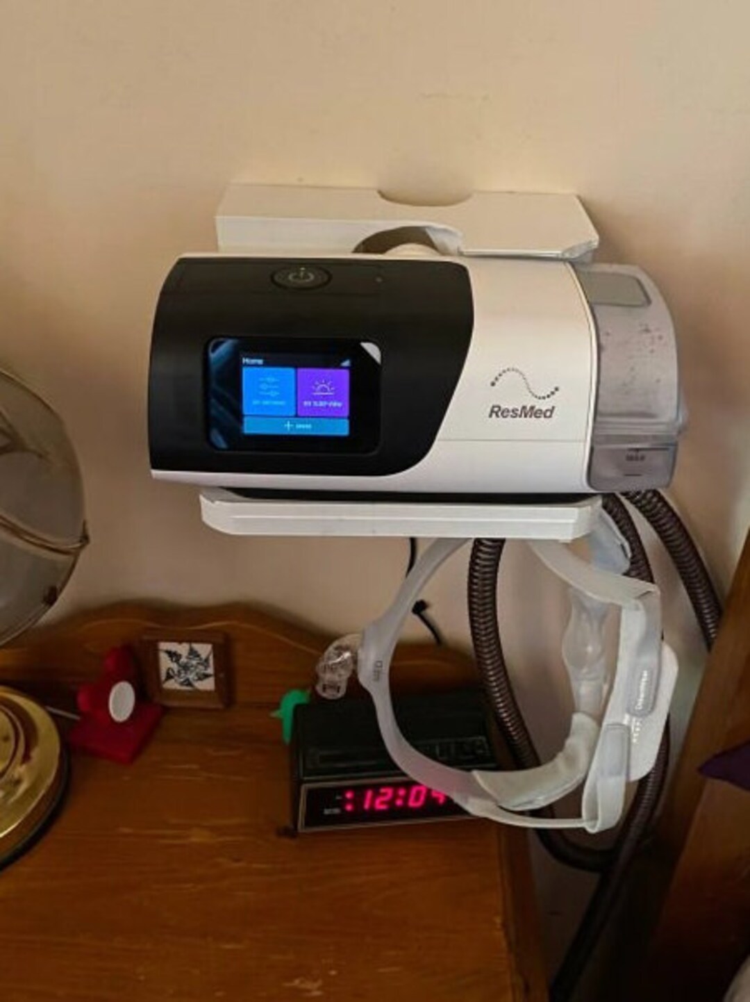 Airsense 11 CPAP Machine Wall Shelf Spacesaving CPAP Holder With Left