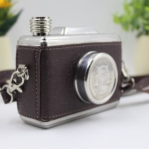 Vintage Camera Design Hip Flask - Unique Stainless Steel Liquor Flask, Retro Photography Gift, Personalized Barware, Cool Groomsmen Gift