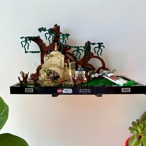Wall mount for Lego Star Wars Diorama Collection Display Bracket Hook 75329 75330 75339 75352 75353 75380