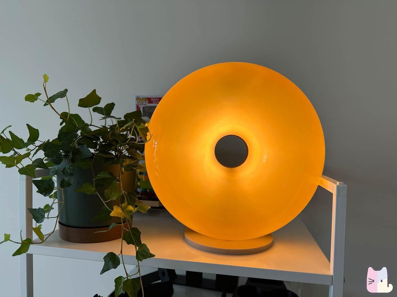 IKEA VARMBLIXT LEDテーブルウォールランプ用スタンド、オレンジガラス