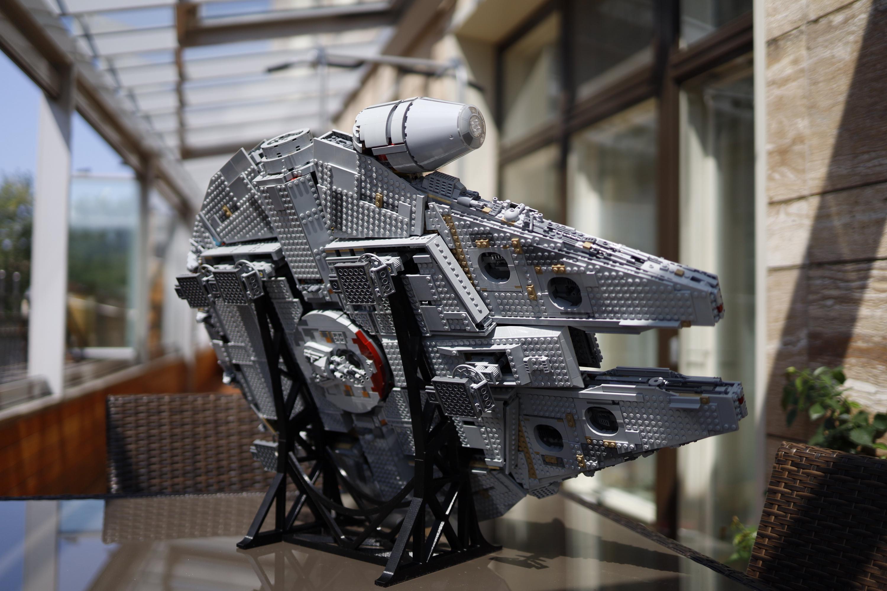 レゴ ミレニアム ファルコン 75192 用スタンドディスプレイ - Etsy 日本
